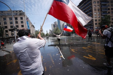 Crisis en Chile: ya son 18 los muertos y casi 200 heridos tras los incidentes entre manifestantes y las fuerzas de seguridad