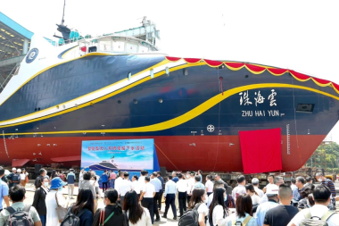 China: ya navega el primer barco no tripulado inteligente del mundo