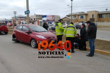 Una mujer resultó lesionada tras un violento accidente frente a la rotonda de "La Trucha"