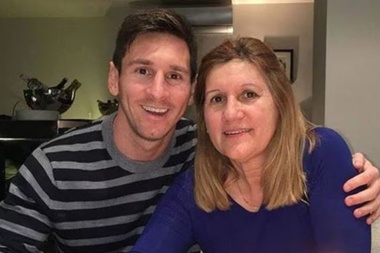 "Nunca nos movimos con custodia, llevamos una vida normal" dijo la mamá de Messi tras el ataque al supermercado de la familia de Antonela Roccuzzo