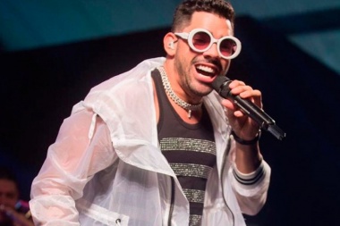 El cantante brasileño Gabriel Diniz murió en un accidente aéreo