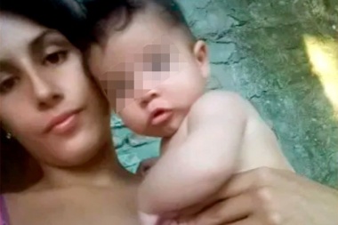 Murió el nene que había sido quemado y su mamá está muy grave