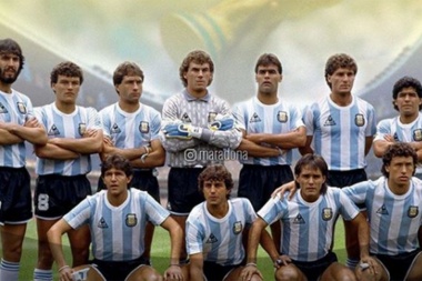 El homenaje de Maradona a los Campeones del '86