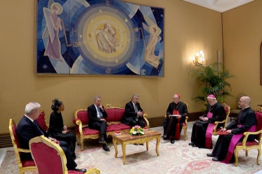 El papa Francisco recibió a Alberto Fernández y el Vaticano destacó las “buenas relaciones bilaterales”