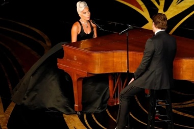 Lady Gaga y Bradley Cooper ya conviven: la historia de un flechazo hollywoodense