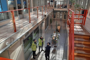 Una nena se cayó del primer piso de una galería comercial en Río Grande