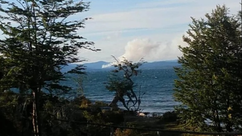 Gran incendio en Tierra del Fuego: siguen intentando combatir el fuego