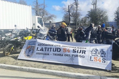 Unos 600 motoqueros viajan a un encuentro en Ushuaia