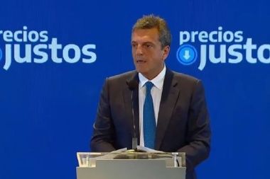 Precios Justos: "El acuerdo incluye la canasta escolar y el precio de las escuelas privadas", dijo Massa