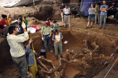 El Equipo de Antropología Forense suspende trabajos en nuestro país porque el Gobierno no le paga