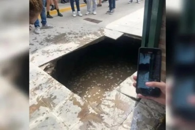 Córdoba: cinco chicos cayeron en un pozo de materia fecal