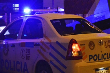 Denuncian a un agente de la Policía Provincial por organizar fiestas clandestinas en pleno centro de Río Grande
