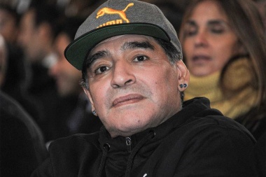 Diego Armando Maradona es el nuevo DT de Gimnasia y Esgrima La Plata
