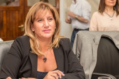 Myriam Martínez: “Si se aprueba el proyecto cerramos la Legislatura por un año y le sacamos recursos a las municipalidades”