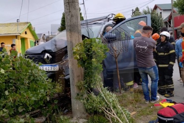 Violento choque con un conductor lesionado