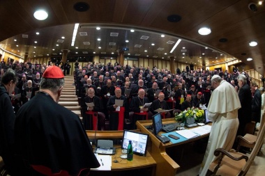 El Papa Francisco abrió la histórica cumbre contra la pederastia