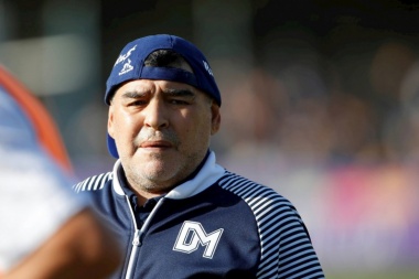 Maradona a Macri: "Hacete cargo, querido, ya lo dijo tu padre"