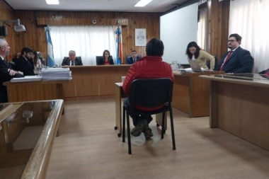 Inició un juicio por múltiples estafas: un hombre es juzgado y hay una mujer prófuga