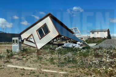 El intenso temporal de viento provoca inconvenientes en la ciudad