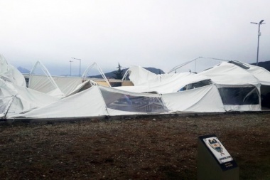 Se vino abajo la Carpa de Malvinas en Ushuaia