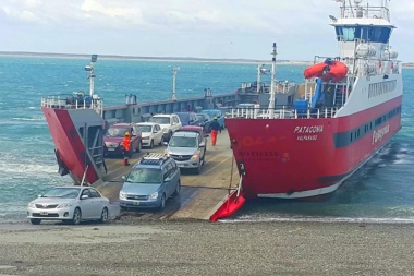 Fuertes Vientos: Se suspendió el cruce de barcaza en Primera Angostura