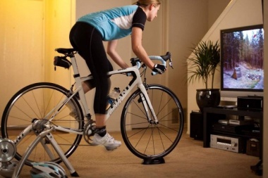 Seis trucos para adaptar la bicicleta y usarla fija dentro de casa