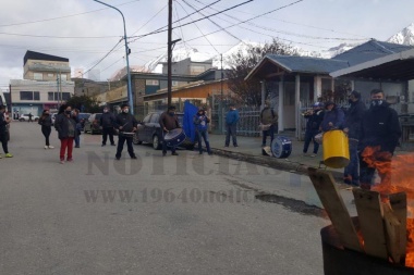 Reclamo de trabajadores de servicios generales en Ushuaia