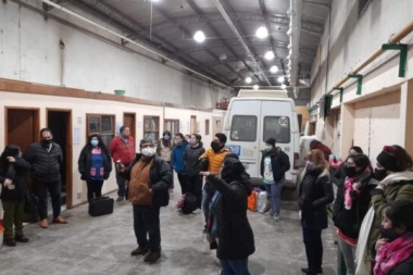 Docentes no viajaron desde RG a Tolhuin, por falta de espacio en el transporte de Gobierno