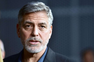 George Clooney fue a ayudar a los vecinos que sufrieron las devastadoras inundaciones en la región del Lago Como