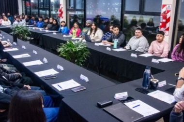 Ushuaia Escucha a sus Jóvenes: Primera Sesión del Consejo Juvenil